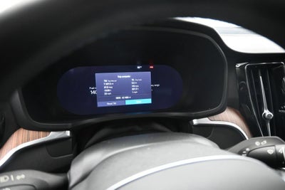 2024 Volvo S60 Recharge Plug-In Hybr Plus Dark Theme