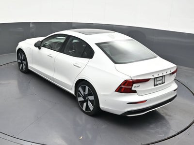 2024 Volvo S60 Recharge Plug-In Hybr Plus Dark Theme