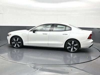 2024 Volvo S60 Recharge Plug-In Hybr Plus Dark Theme