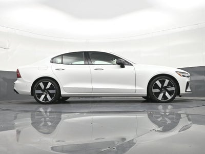 2024 Volvo S60 Recharge Plug-In Hybr Plus Dark Theme