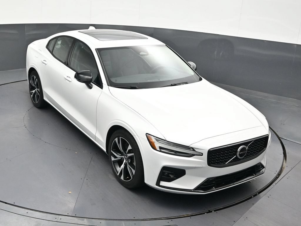 2025 Volvo S60 B5 Core