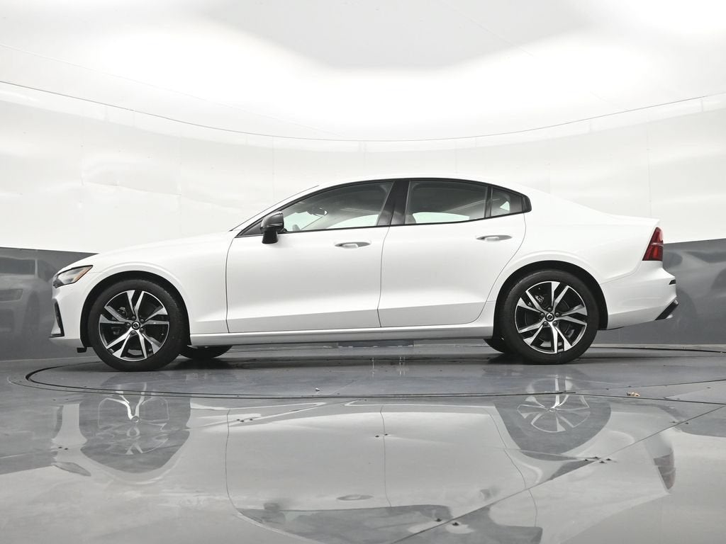 2025 Volvo S60 B5 Core