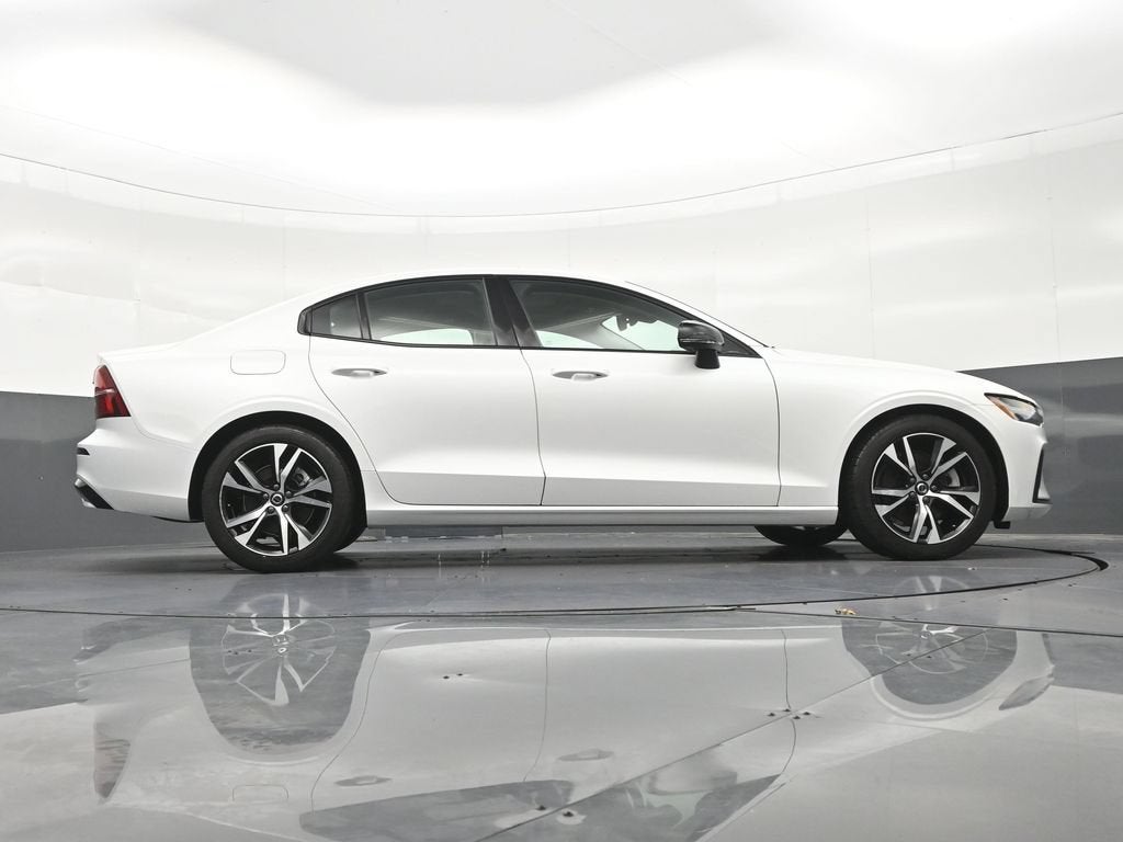 2025 Volvo S60 B5 Core