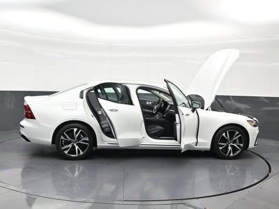 2025 Volvo S60 B5 Core