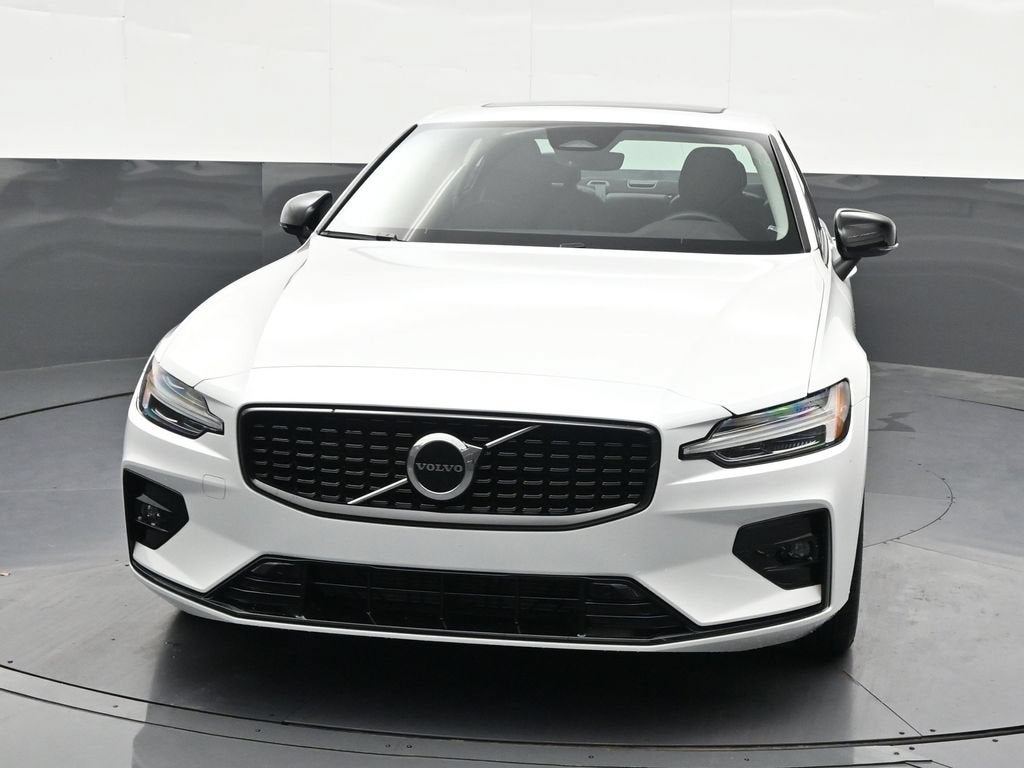 2025 Volvo S60 B5 Core