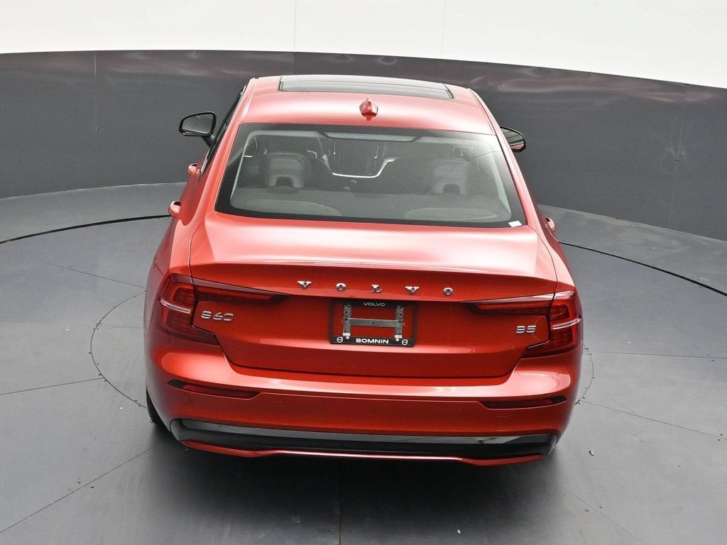 2023 Volvo S60 Core Dark Theme