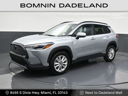 2024 Toyota Corolla Cross LE