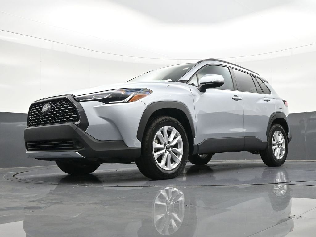 2024 Toyota Corolla Cross LE
