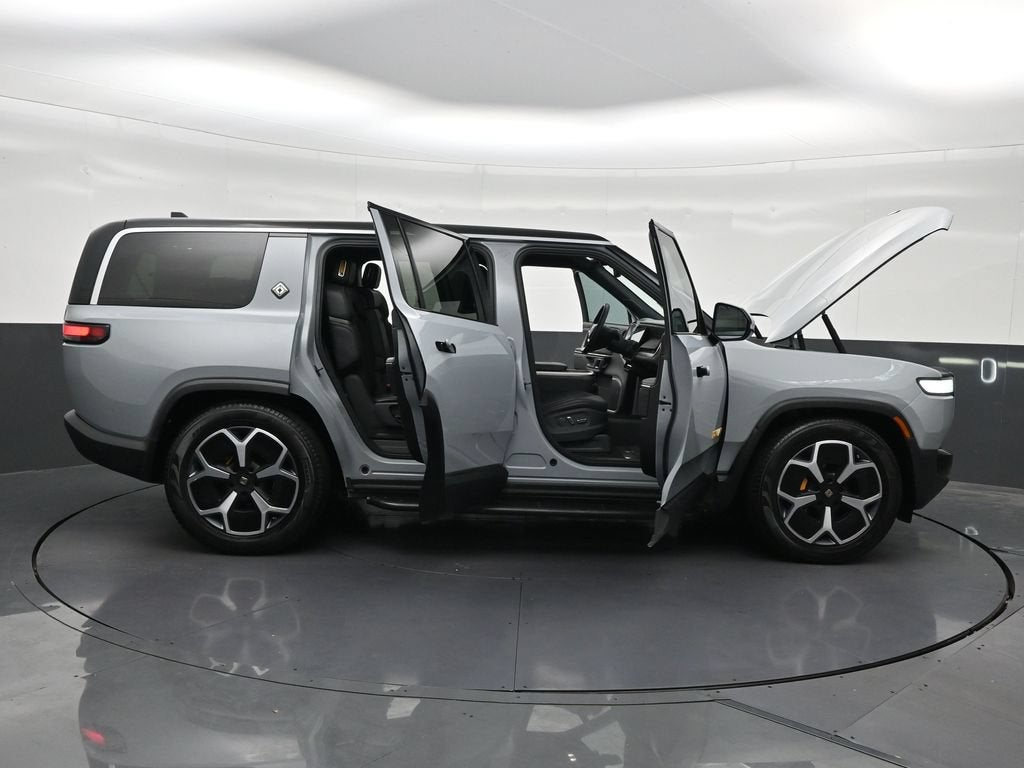 2023 RIVIAN R1S Launch Edition