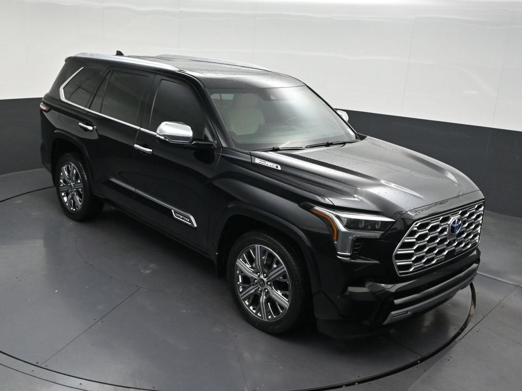 2024 Toyota Sequoia SR5