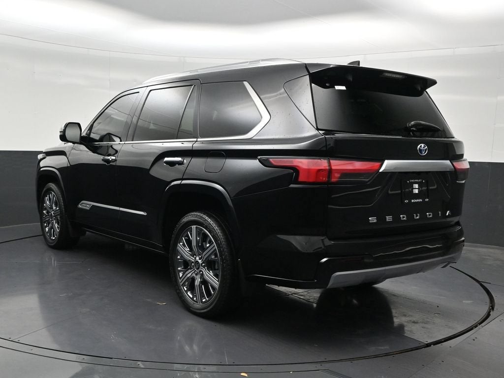 2024 Toyota Sequoia SR5