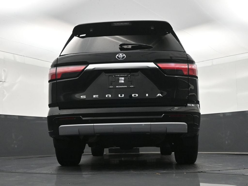 2024 Toyota Sequoia SR5