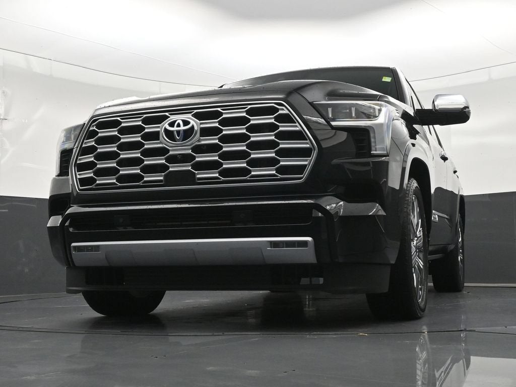 2024 Toyota Sequoia SR5