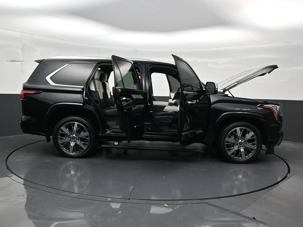 2024 Toyota Sequoia SR5