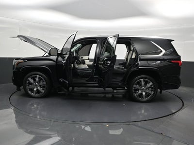 2024 Toyota Sequoia SR5