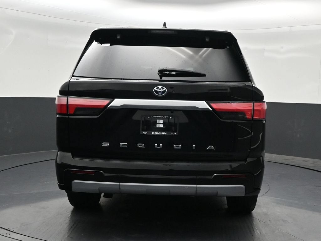 2024 Toyota Sequoia SR5