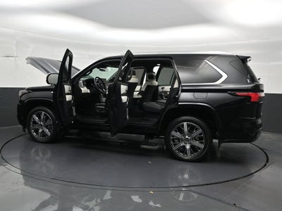 2024 Toyota Sequoia SR5