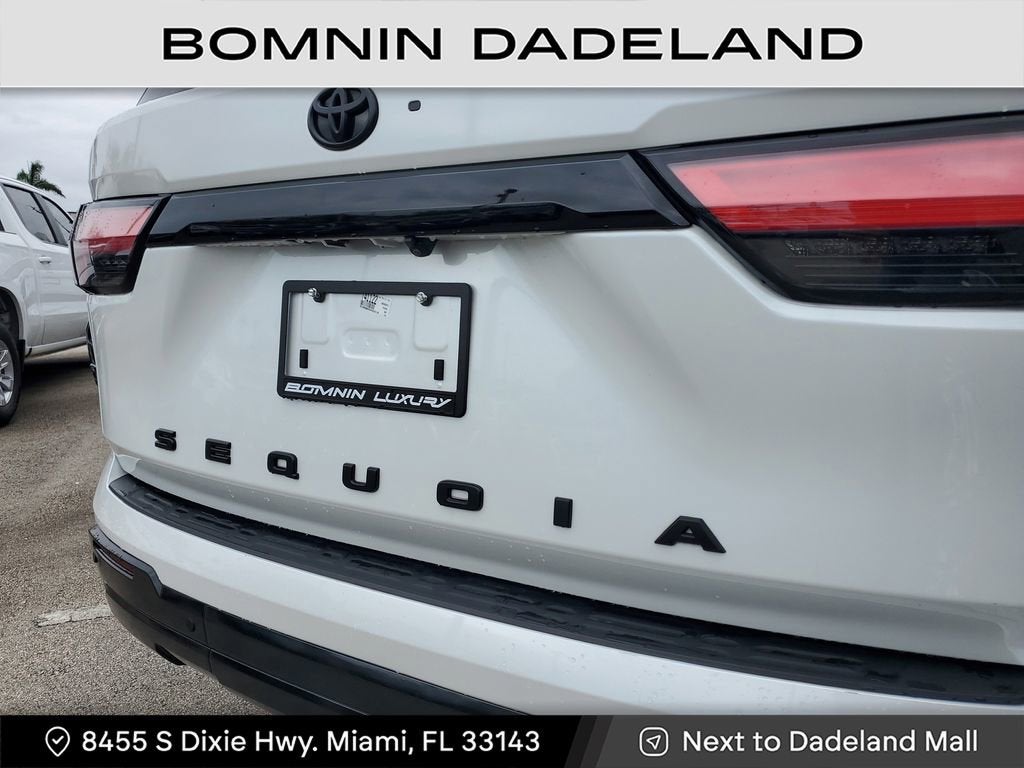 2024 Toyota Sequoia SR5