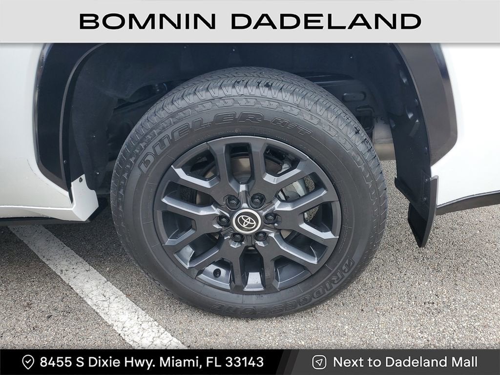 2024 Toyota Sequoia SR5