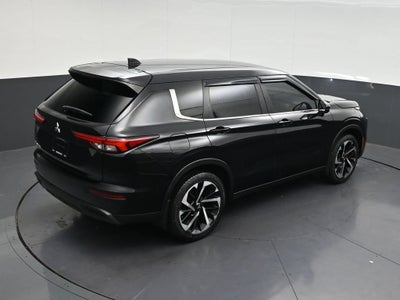 2022 Mitsubishi Outlander ES