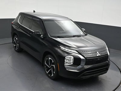 2022 Mitsubishi Outlander ES
