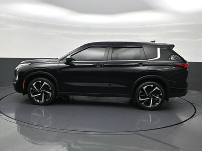 2022 Mitsubishi Outlander ES