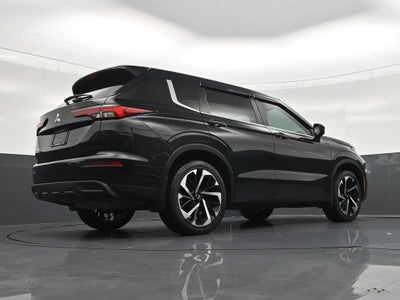 2022 Mitsubishi Outlander ES