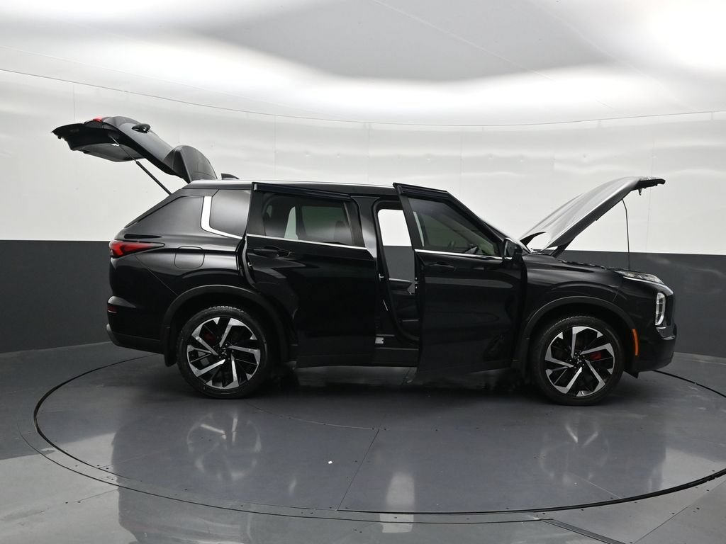 2022 Mitsubishi Outlander ES