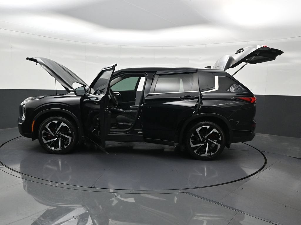 2022 Mitsubishi Outlander ES