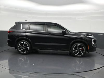 2022 Mitsubishi Outlander ES
