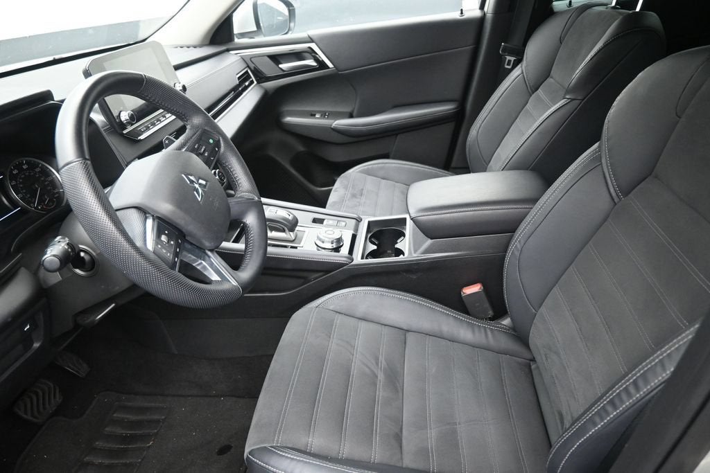 2023 Mitsubishi Outlander SE 2.5 2WD