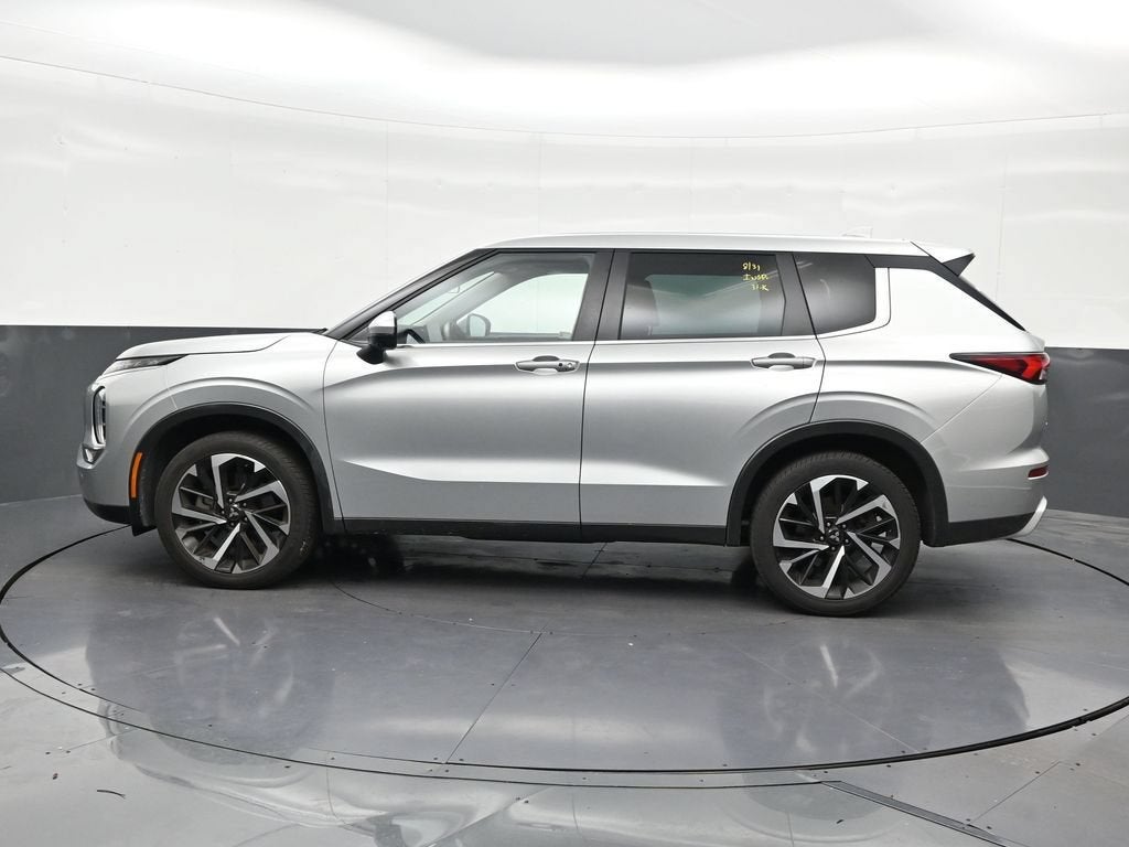 2023 Mitsubishi Outlander SE 2.5 2WD