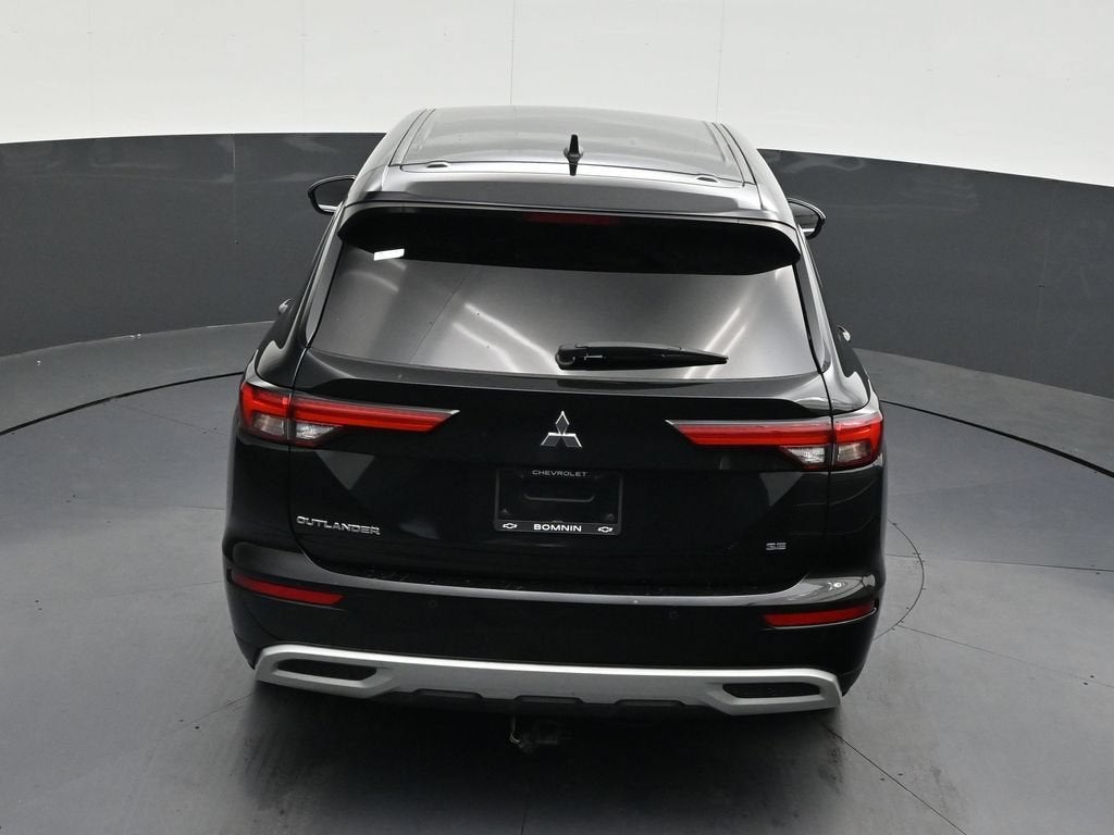 2022 Mitsubishi Outlander SE