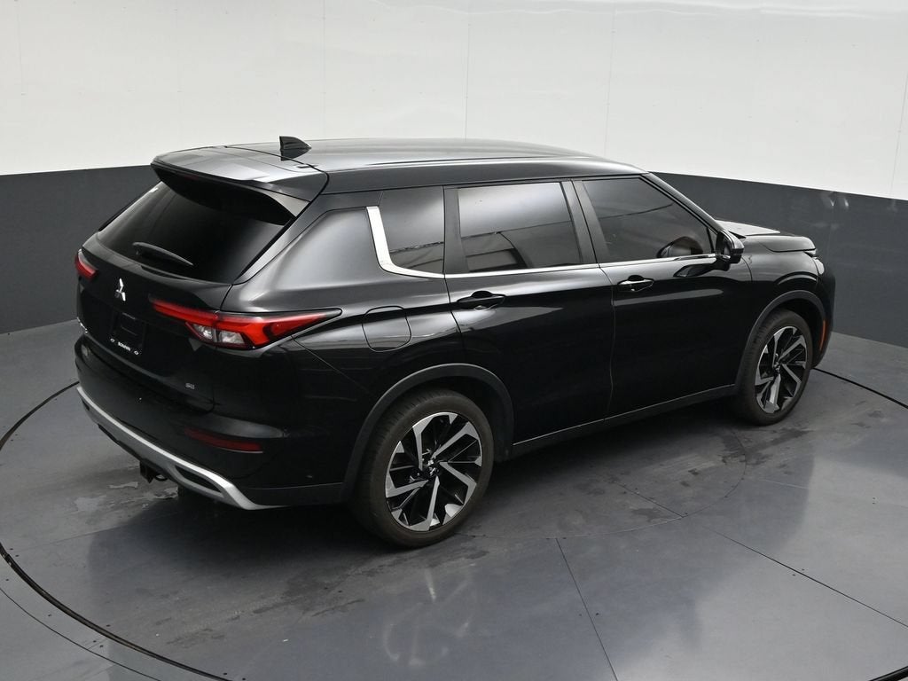 2022 Mitsubishi Outlander SE