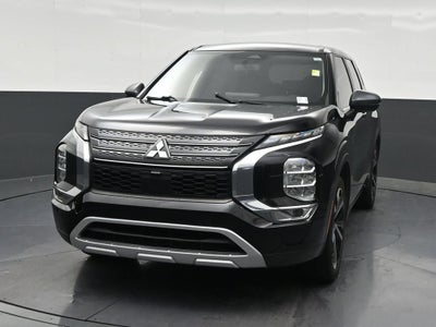 2022 Mitsubishi Outlander SE