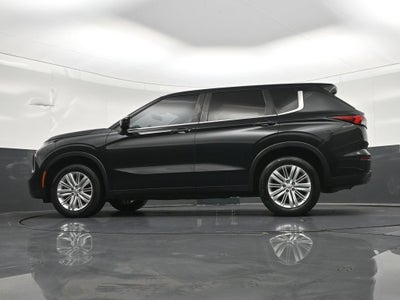 2024 Mitsubishi Outlander ES