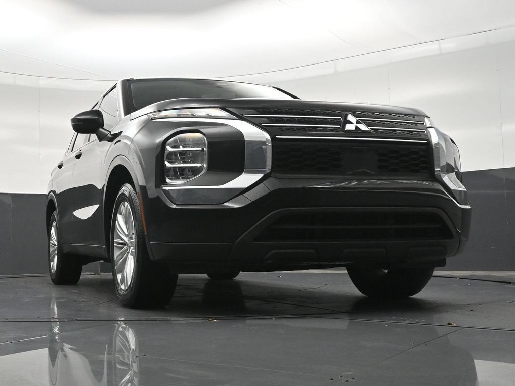 2024 Mitsubishi Outlander ES
