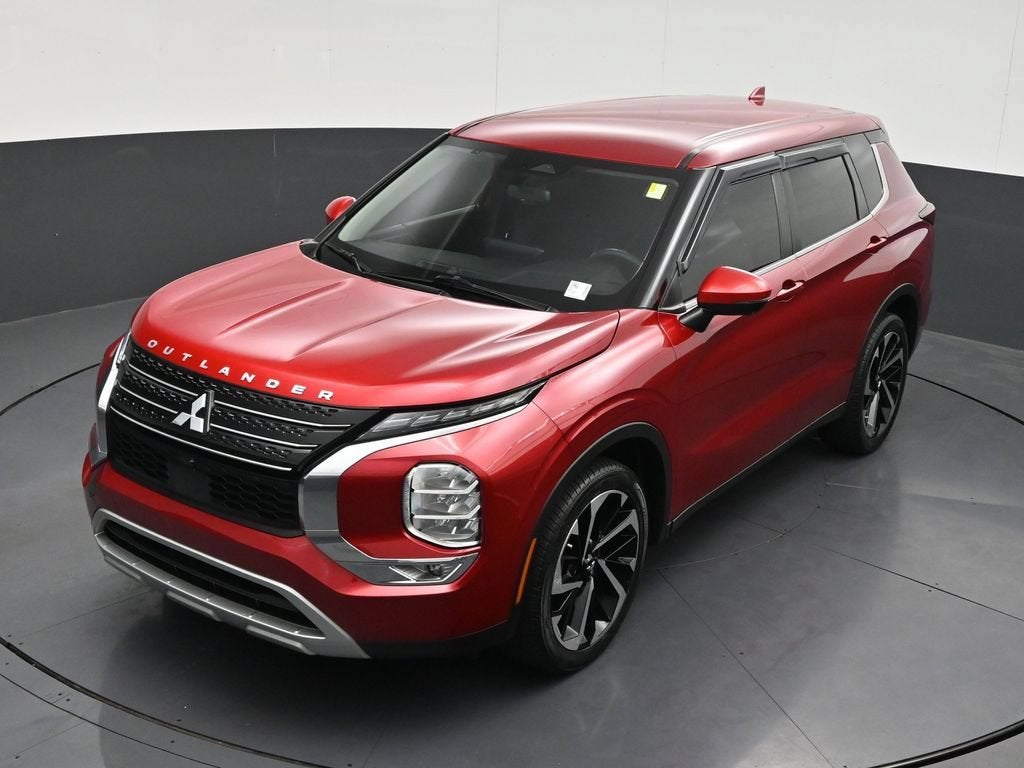 2023 Mitsubishi Outlander SE
