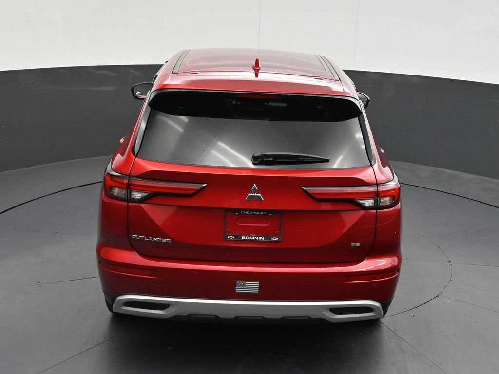 2023 Mitsubishi Outlander SE