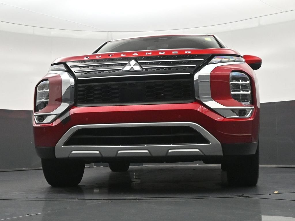 2023 Mitsubishi Outlander SE