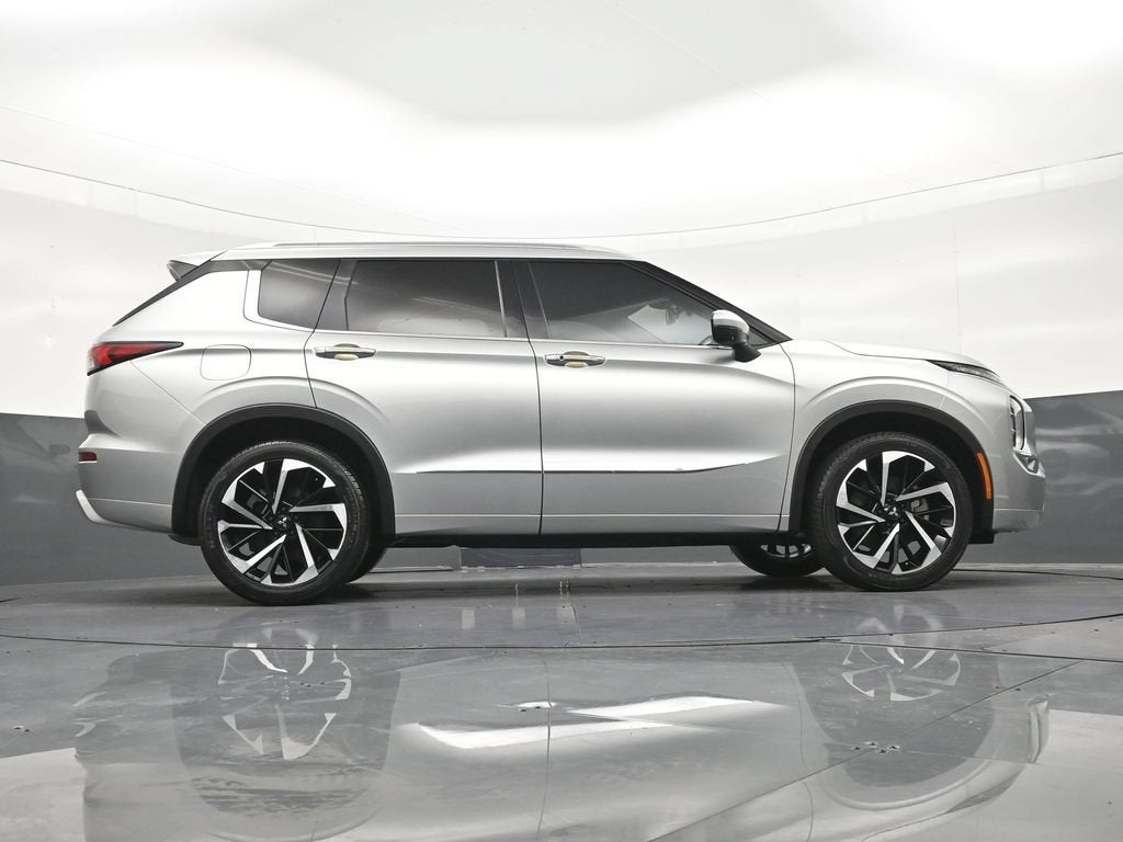 2024 Mitsubishi Outlander SEL
