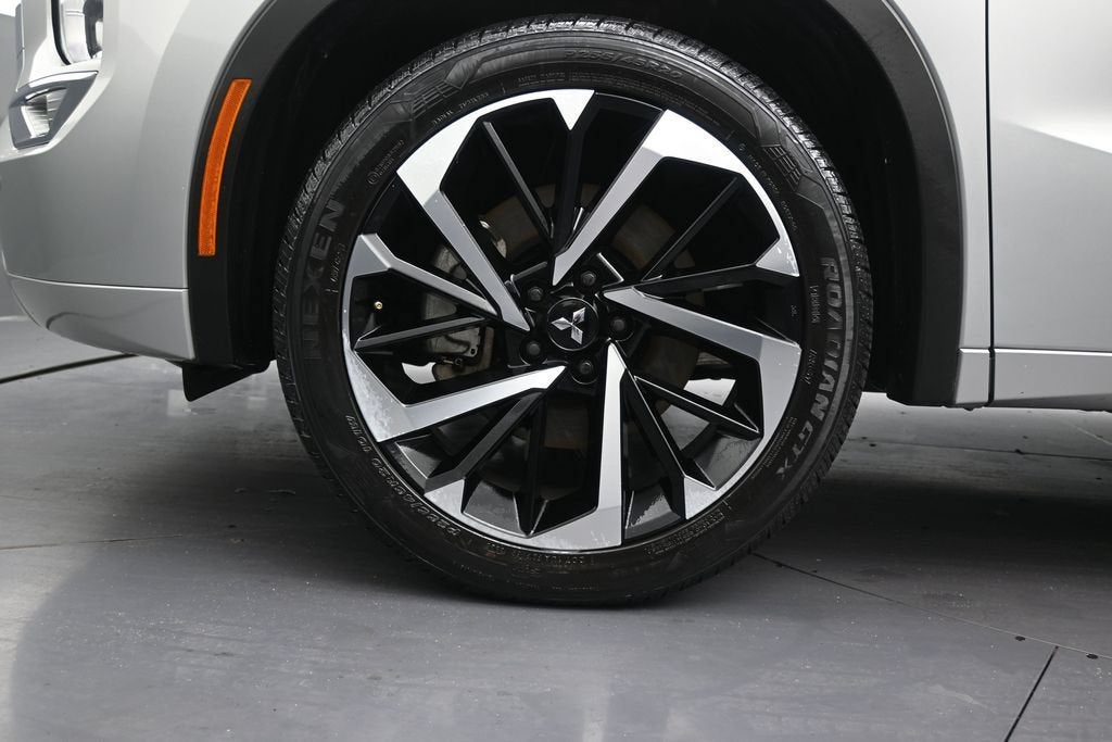 2024 Mitsubishi Outlander SEL