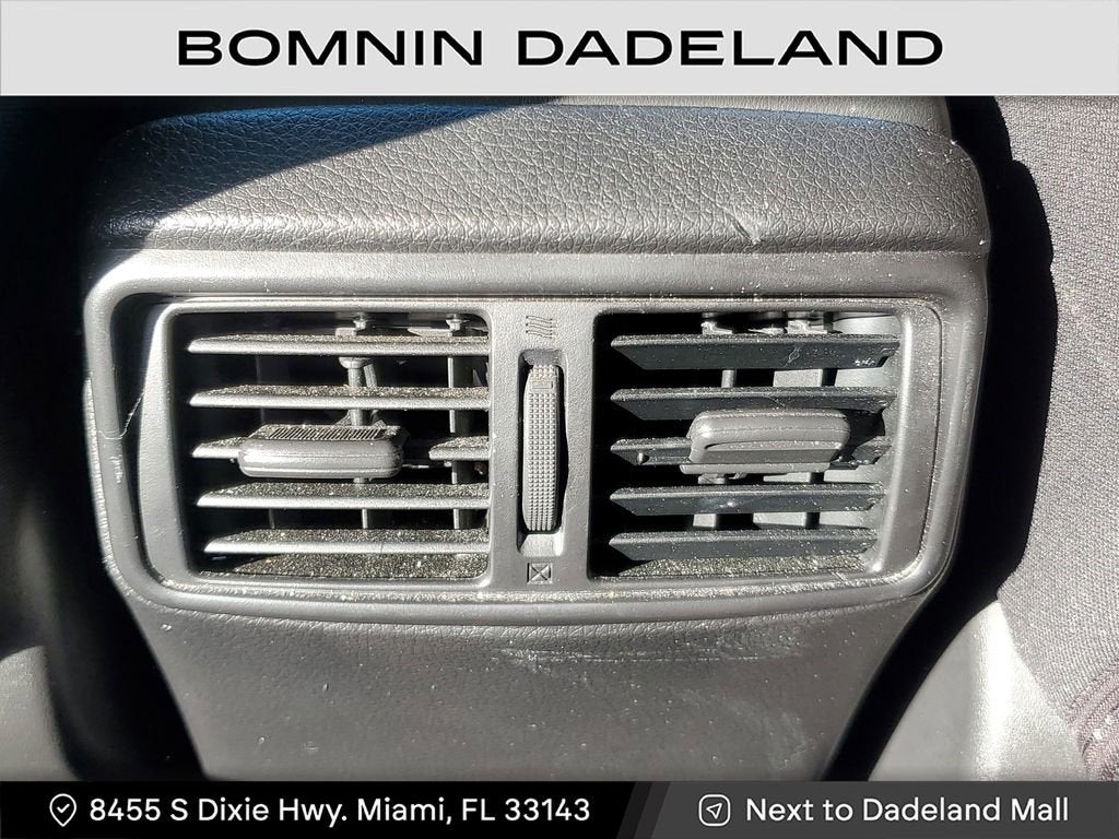 2021 Nissan Rogue Sport SV