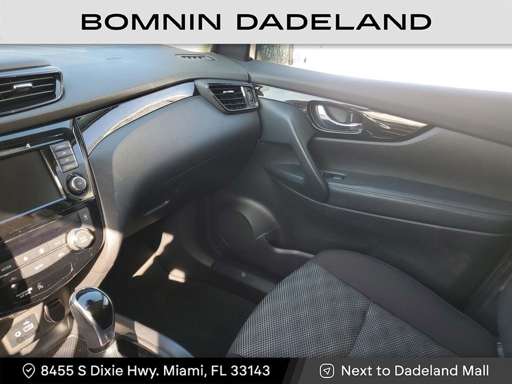 2021 Nissan Rogue Sport SV