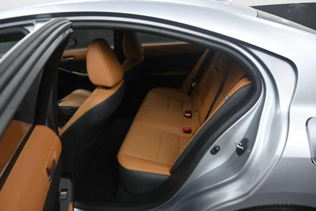 2024 Lexus IS 350 F SPORT Design