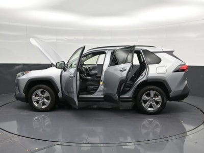 2022 Toyota RAV4 Hybrid LE