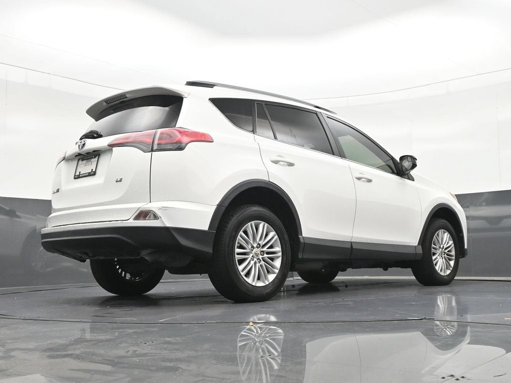 2017 Toyota RAV4 LE