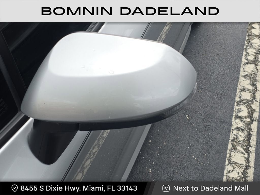 2022 Toyota Corolla Hatchback SE