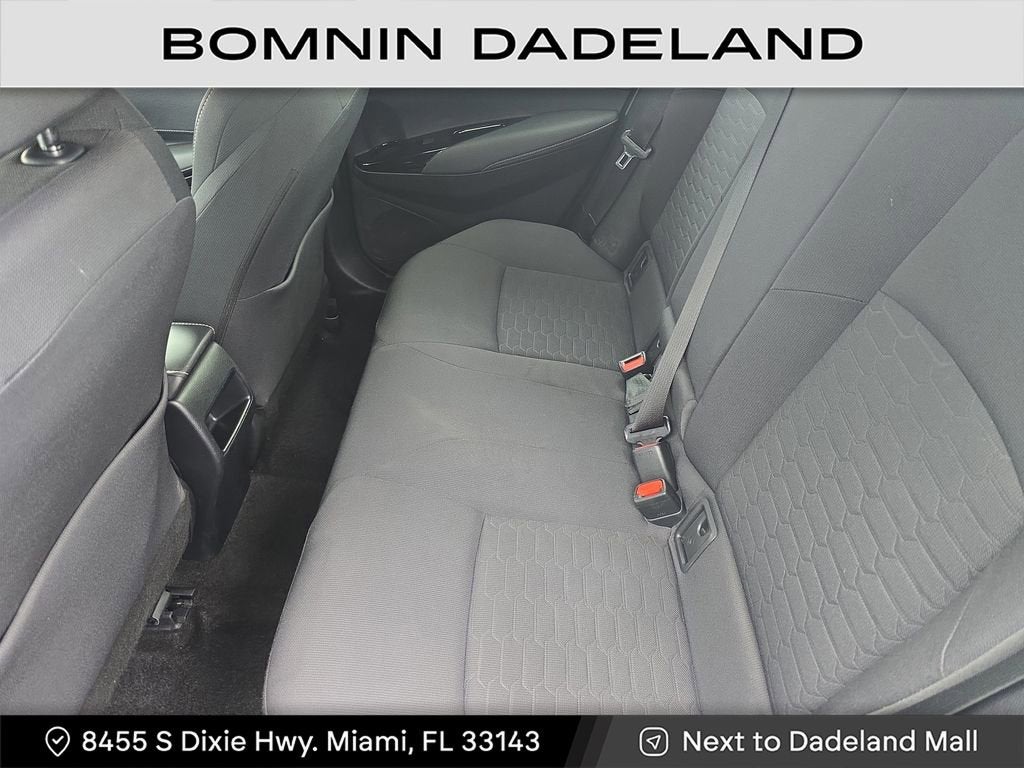 2022 Toyota Corolla Hatchback SE