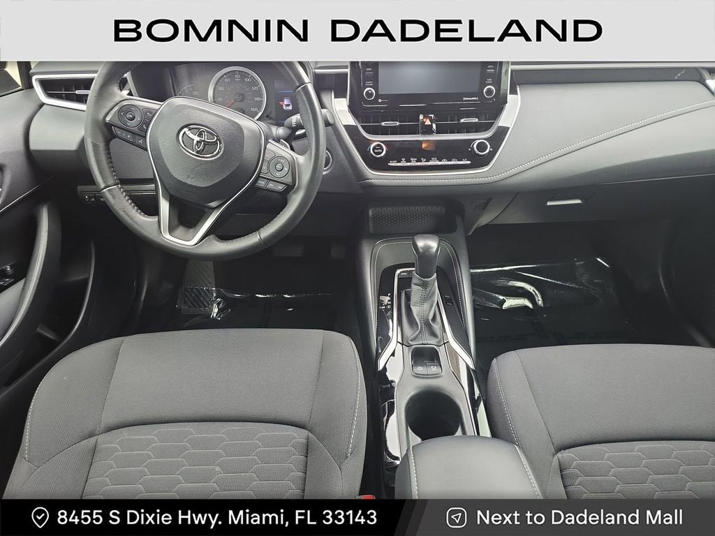 2022 Toyota Corolla Hatchback SE